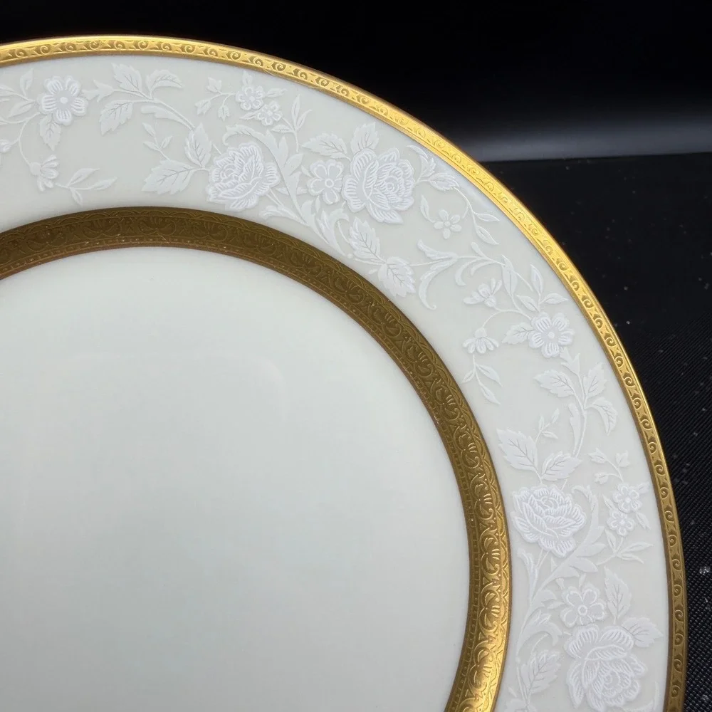 Mikasa Antique Lace Dishes Plates‎ Gold Trim Fine China Japan Set of 4 VTG 7.5